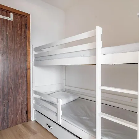 Jetee Des Marins-5 By Interhome