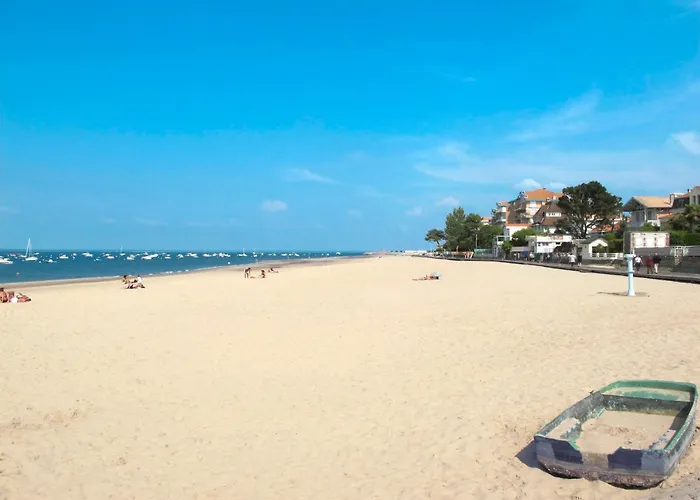 Jetee Des Marins-5 By Interhome